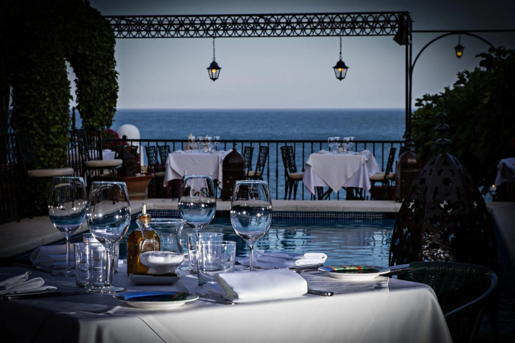 Hotel Carabeo