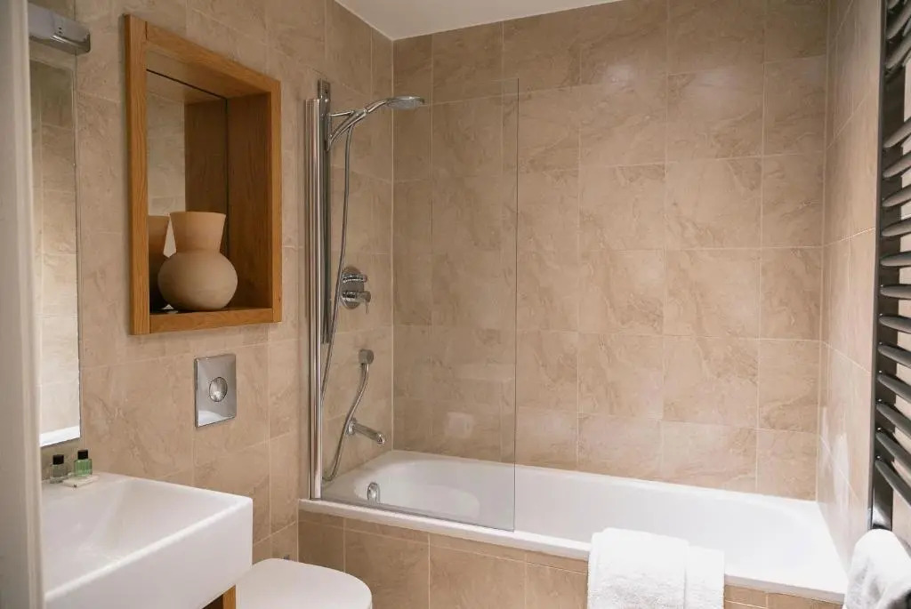 Regent House deluxe 2 bedroom apartment