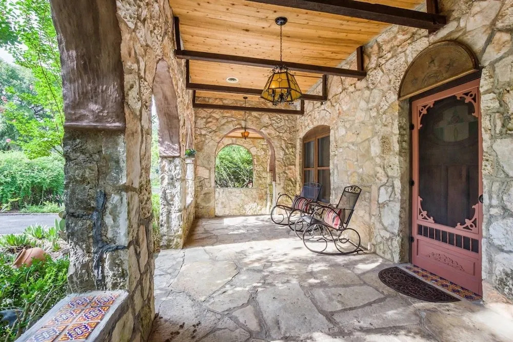 Casa Dealamo Beautiful 2 bd 1 ba Sleeps 6!
