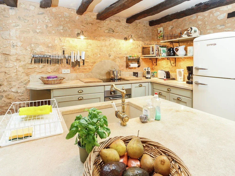 Detached, Characteristic House in Nature Near Saint-cirq-madelon