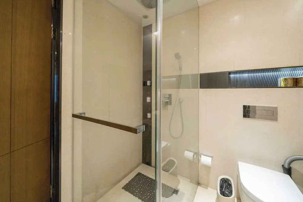 Zhome-Three Bedroom Luxury Suite2
