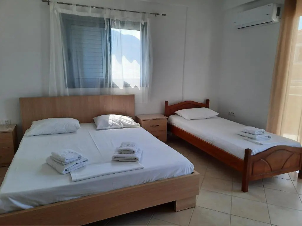 Tasos Rooms