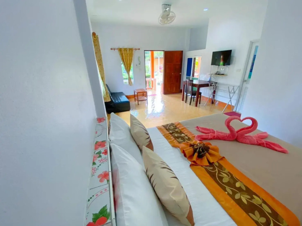 Hassana Garden Home