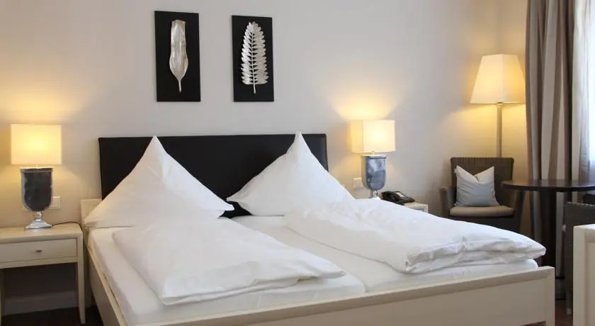 HIRSCH 1783 Hotel LANDHAUS