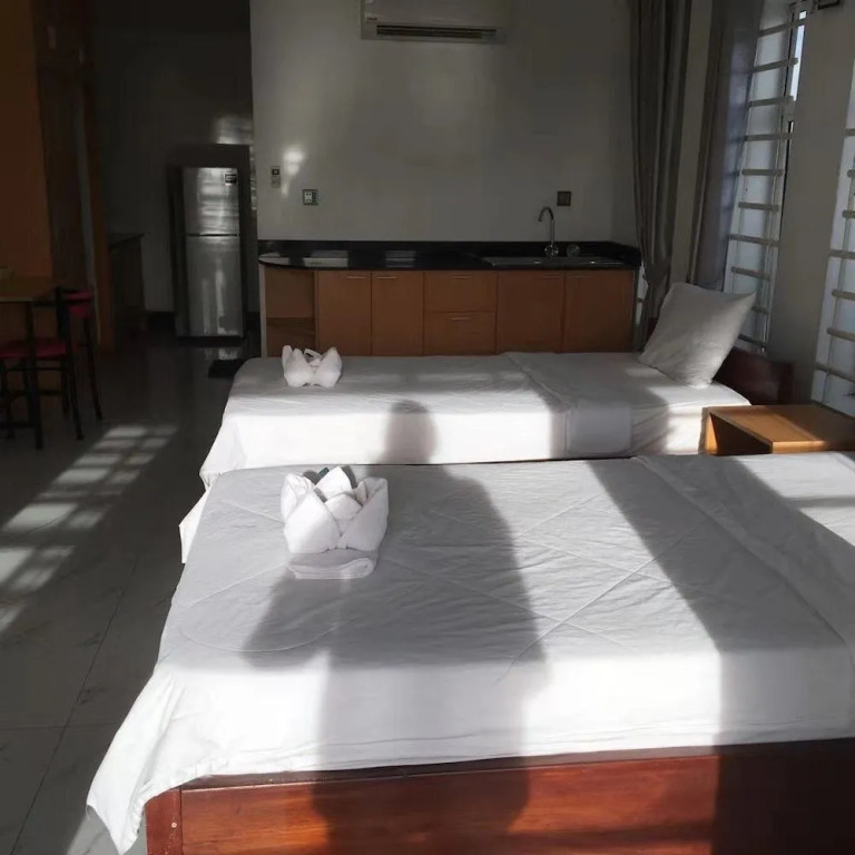 Full Moon Hotel And Apartment