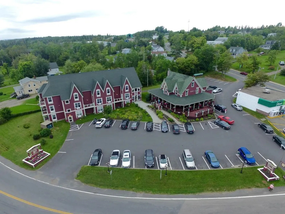 Lynwood Inn