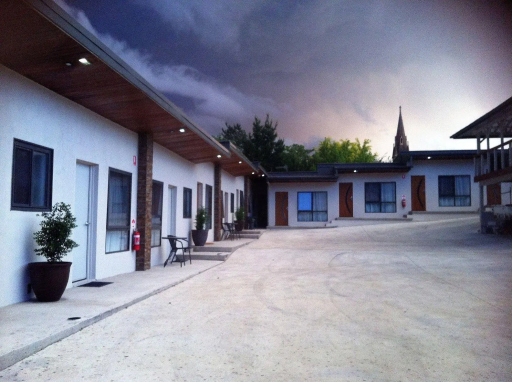 Altair Motel