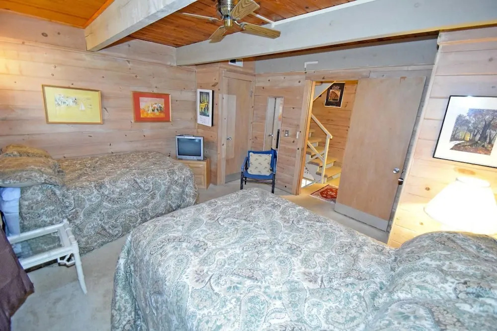 Beach Place North 18 - 5 Br Condo