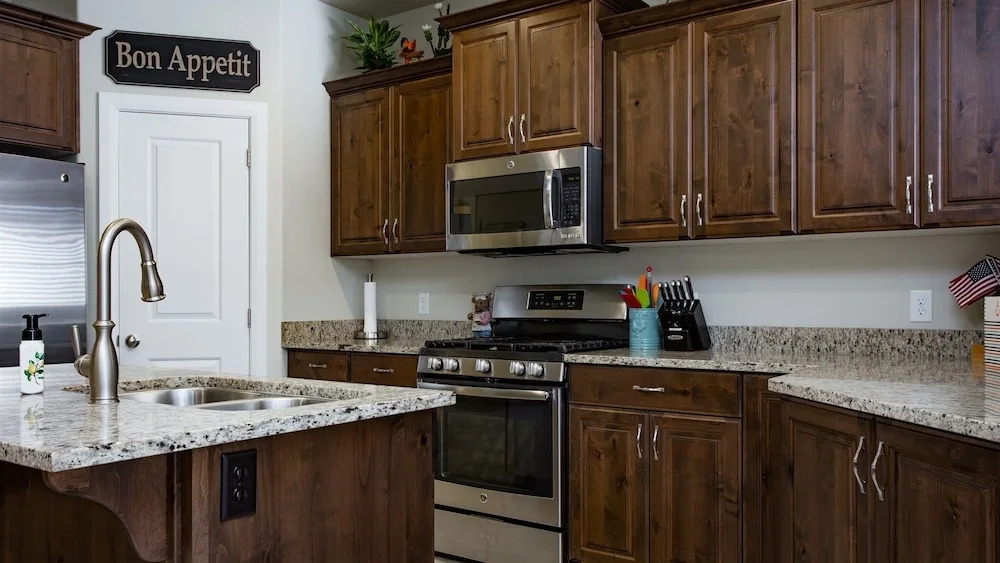 Desert Sunstone 3 Bedroom Apts