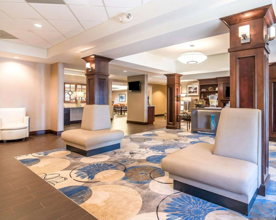 Comfort Inn & Suites Dover-Portsmouth