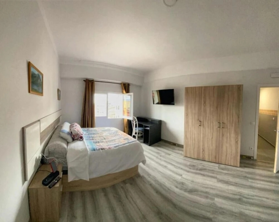 Hostel Penedes