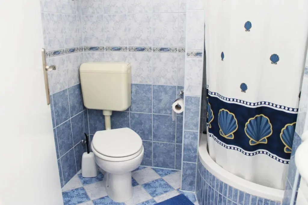 Mito Rooms and Apartments