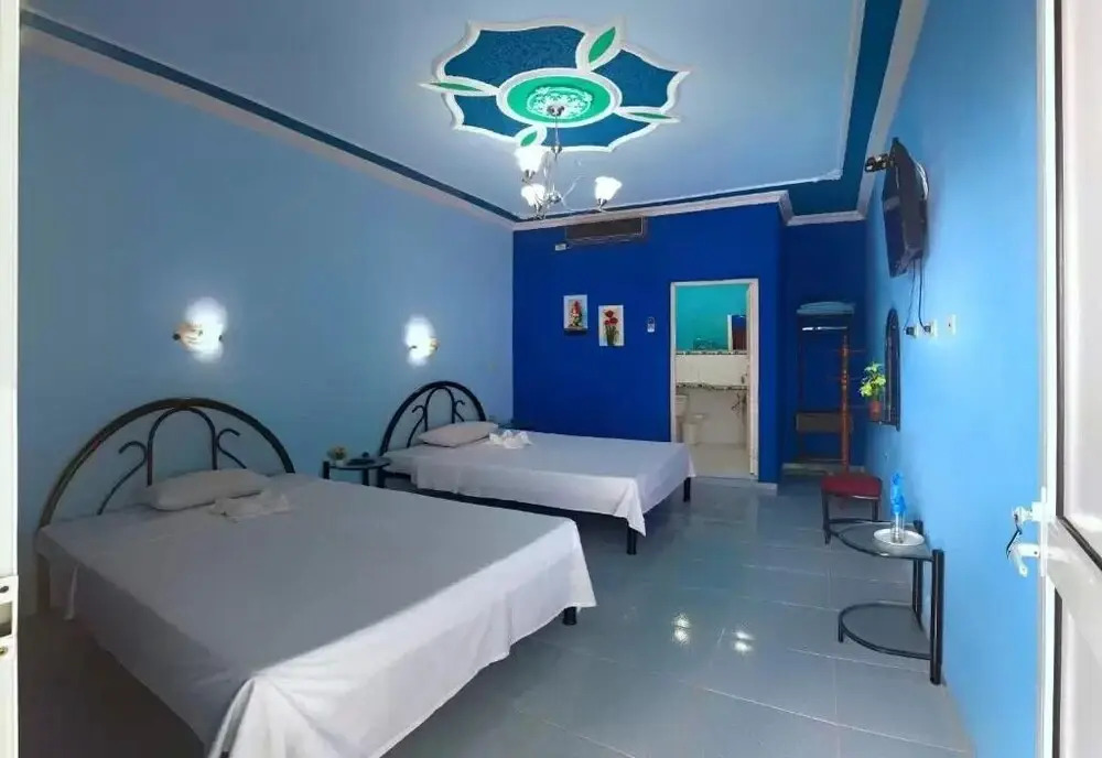 BR& Hostal Restaurante Tropical Caribe