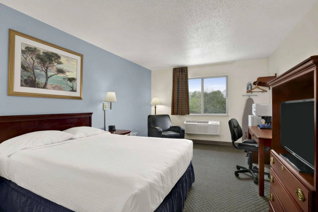Super 8 by Wyndham Washington
