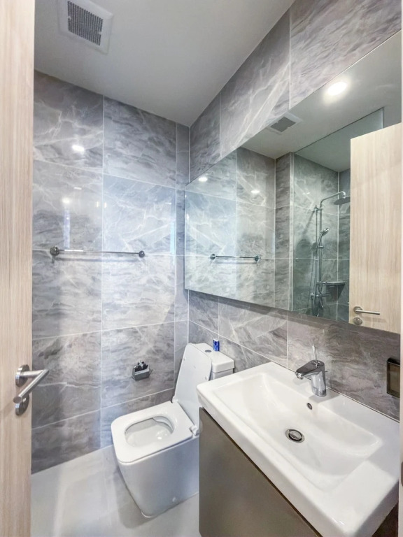 Luxury Residence in Central of Bangkok Siam Paragon Central World