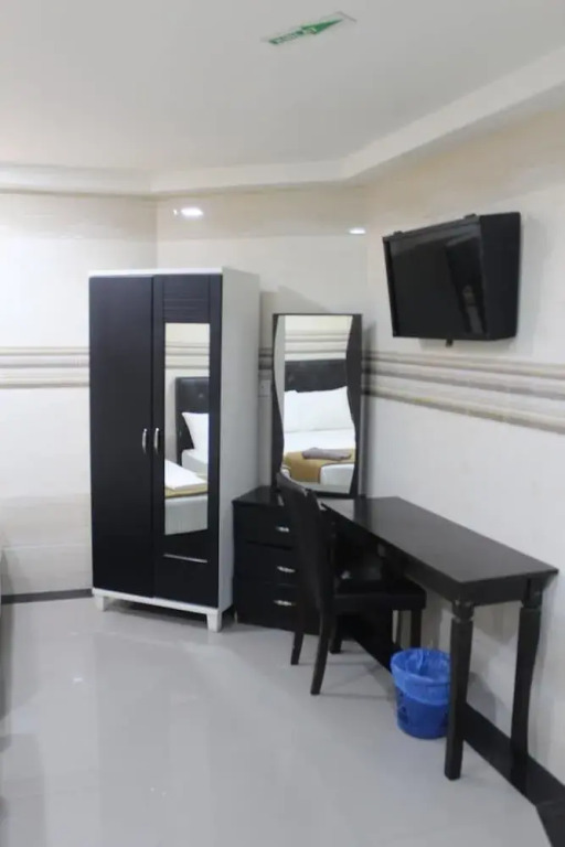 Sungai Besi Hotel