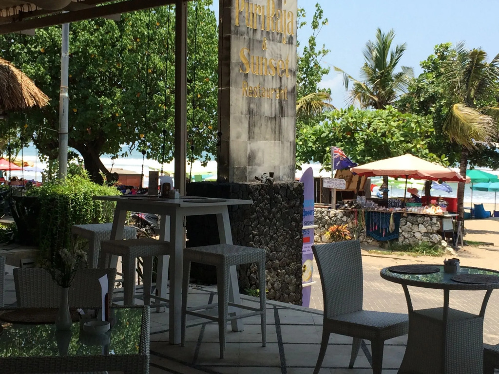 Puri Raja Hotel