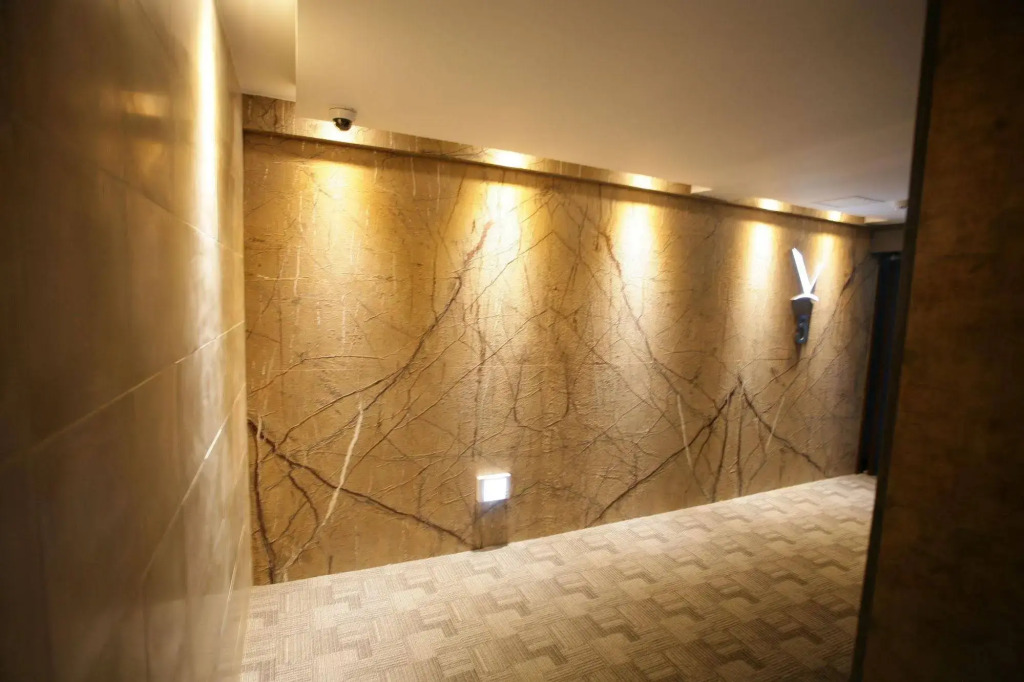 Hotel Voll