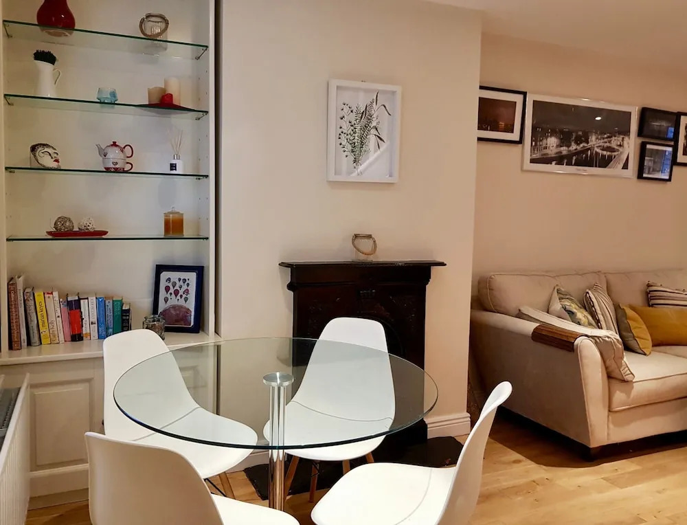 Dublin City Centre 2 Bedroom Home