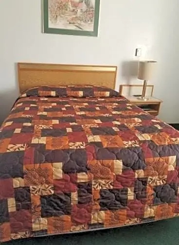 Oregon Trail Motel and Restaurant
