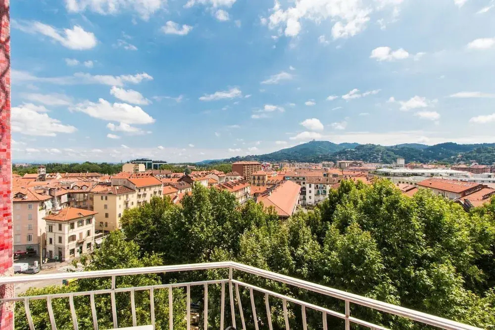 Vanchiglia Cozy Flat with Terrace and City View