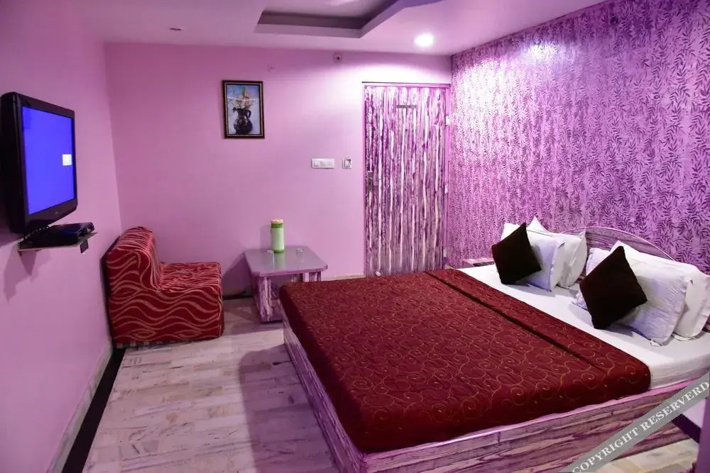 OYO 3950 Hotel Hayat Rabbani