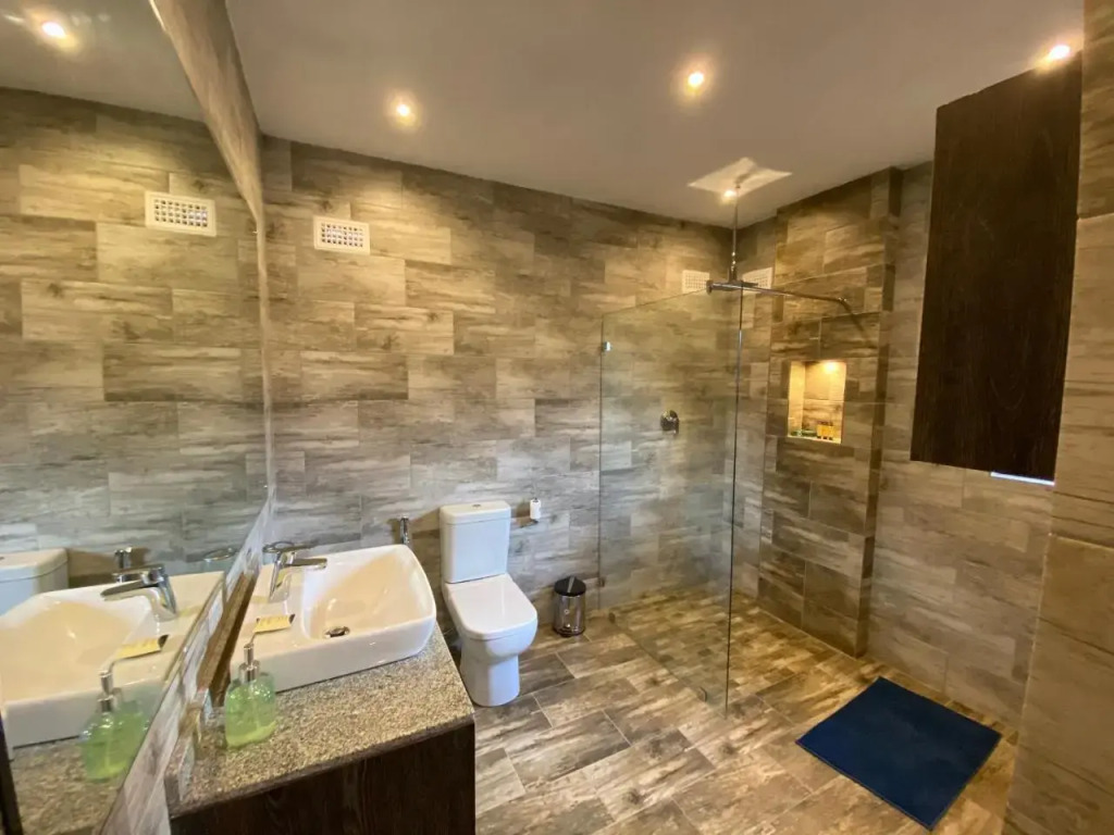 Lelethu Guest House