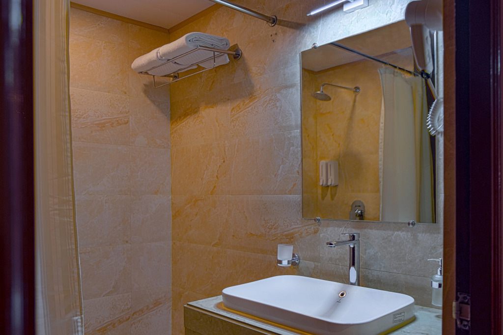 Treenz Hotel