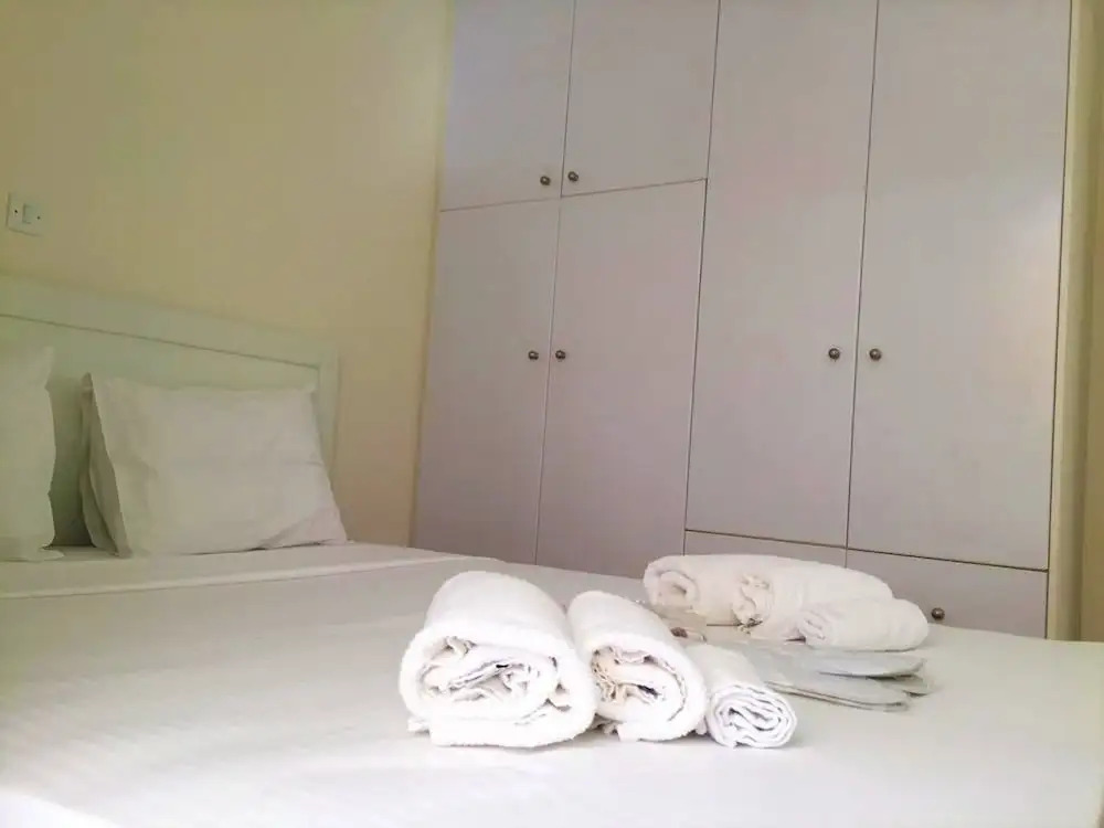 Comfy 3rd Floor Flat and Pspace