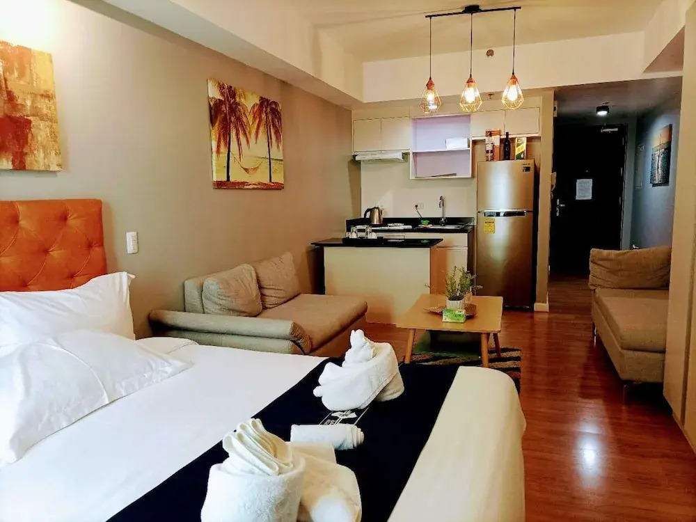 Davao Central Suites