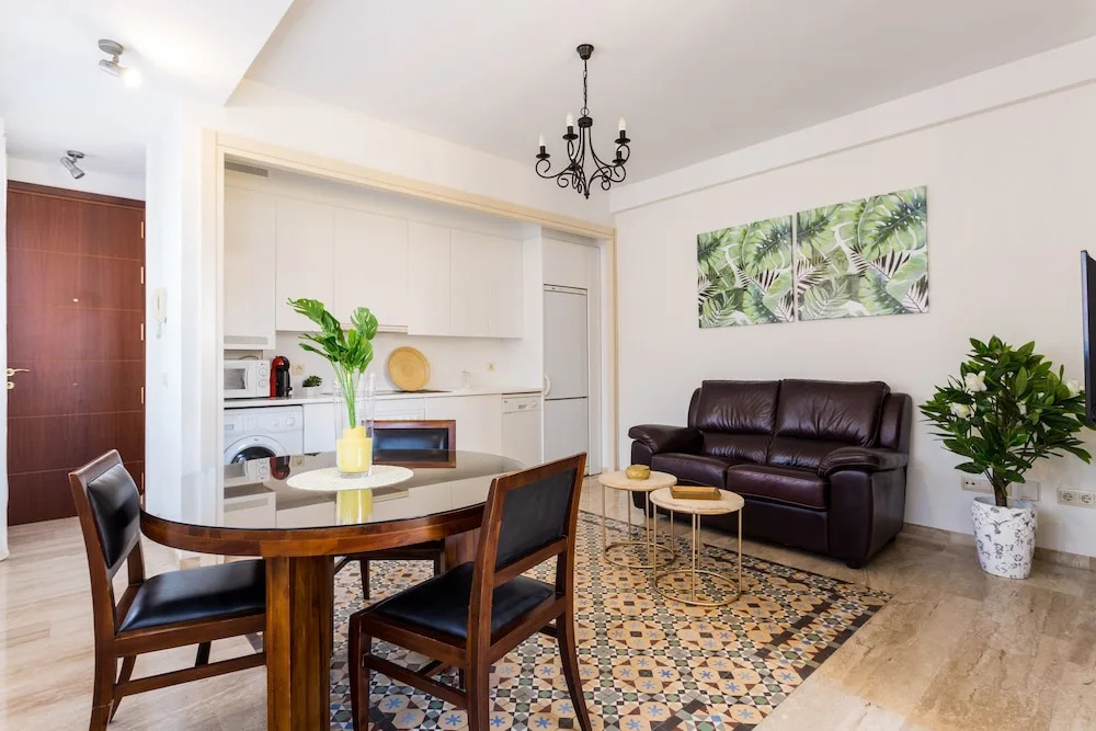 Green - Apartments Giralda