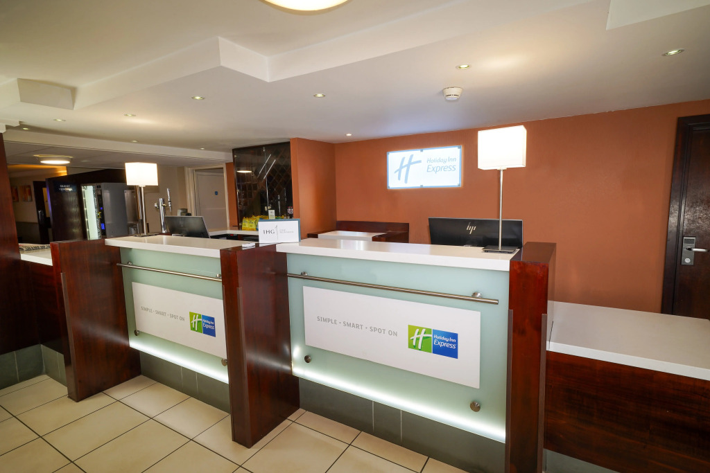 Holiday Inn Express Glenrothes by IHG