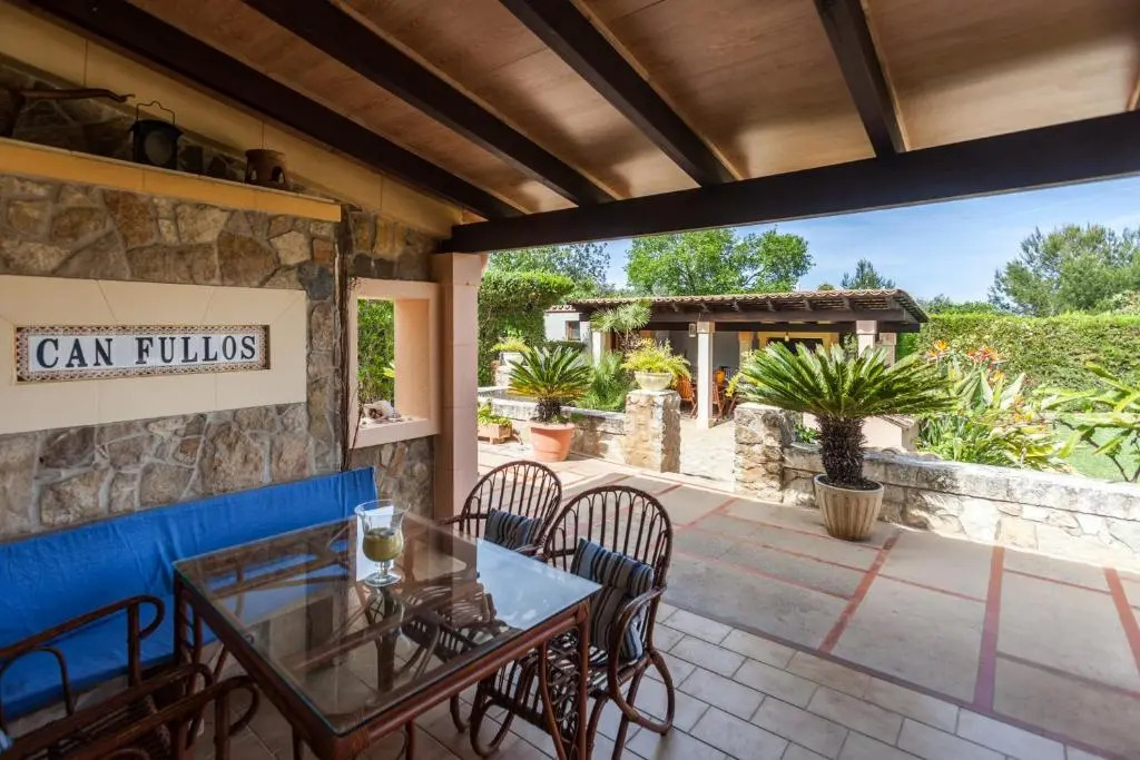 Villa Fullos by Sealand Villas