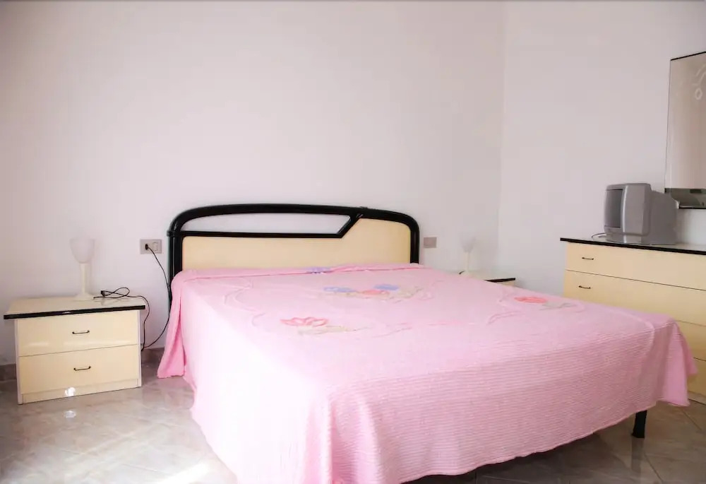 San Teodoro Lu Fraili Apartments