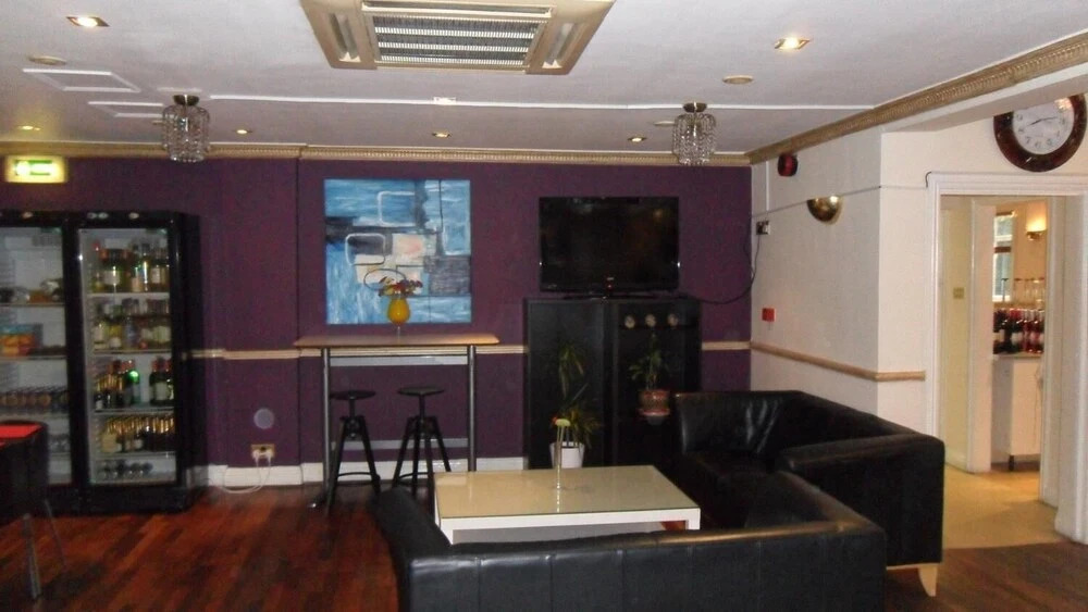 Skyways Hotel