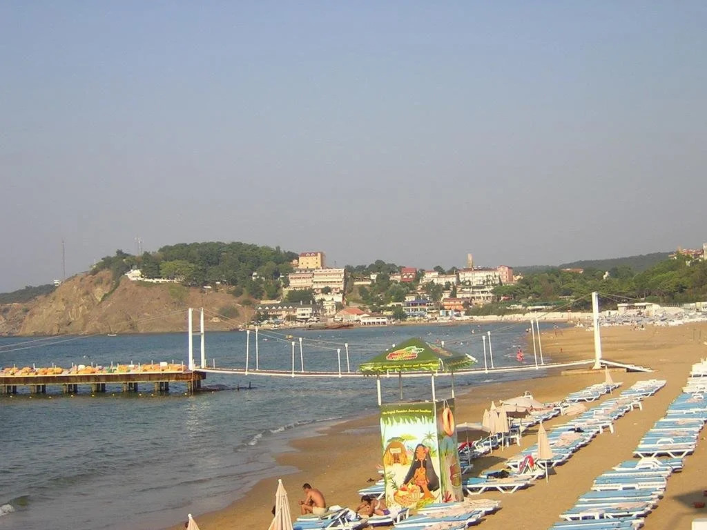 Yuva Hotel