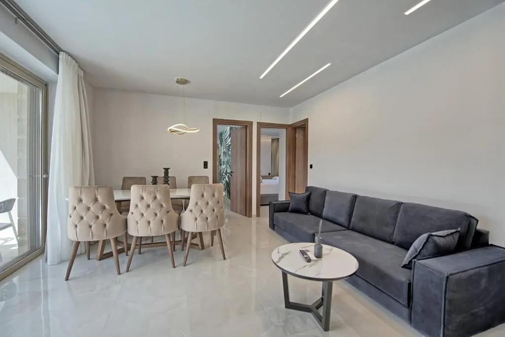 Villa Silentium Evilia by PosarelliVillas