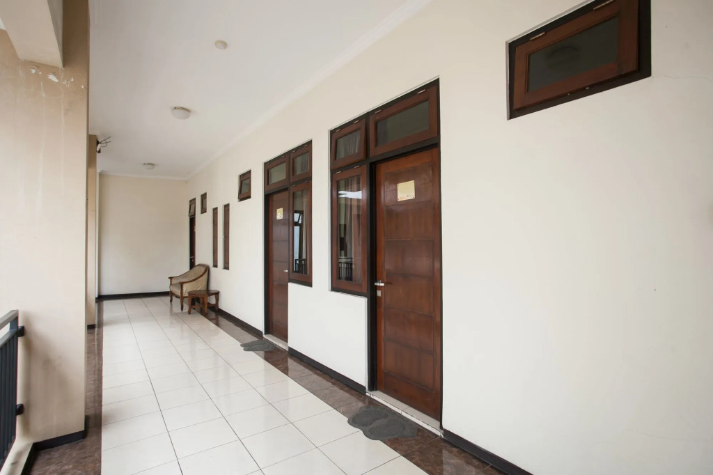 RedDoorz @ Rampal