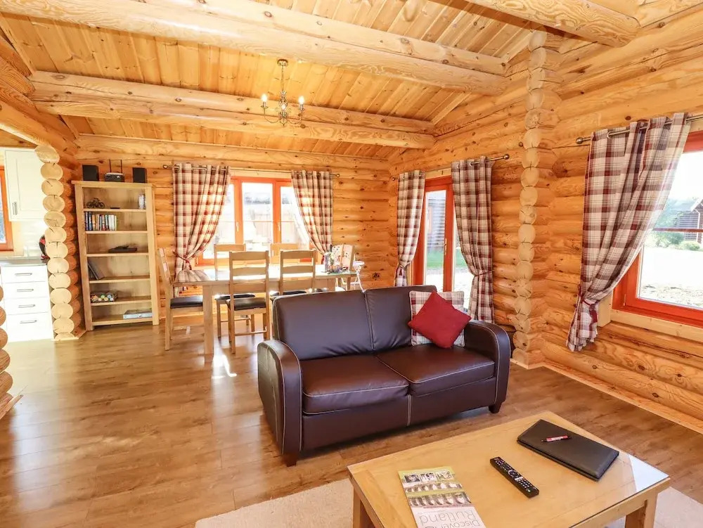 Rowan Lodge