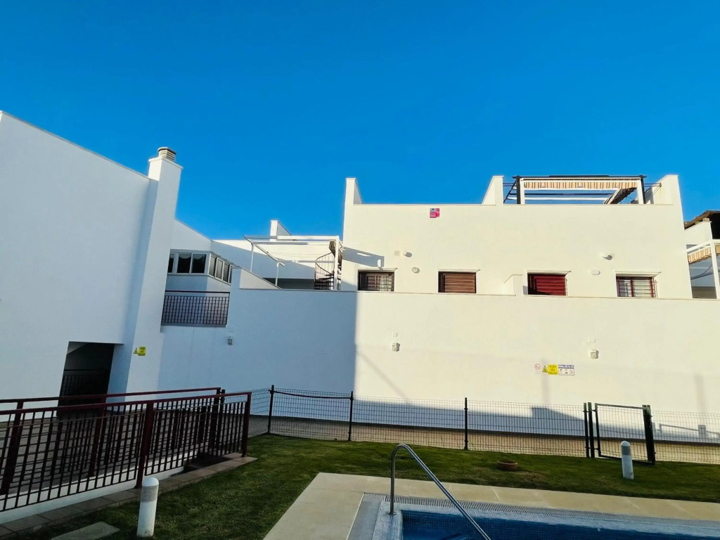 Ático con parking, 2 terrazas, BBQ, Aire Ac y Wifi - SOLO FAMILIAS Y PAREJAS -
