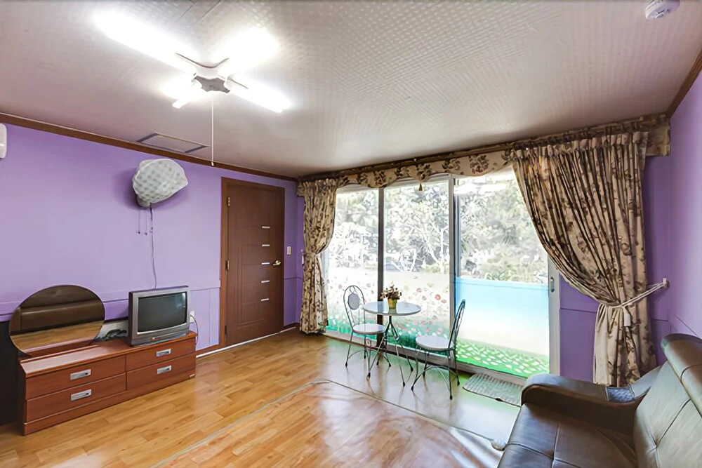 Pohang Loren Pension