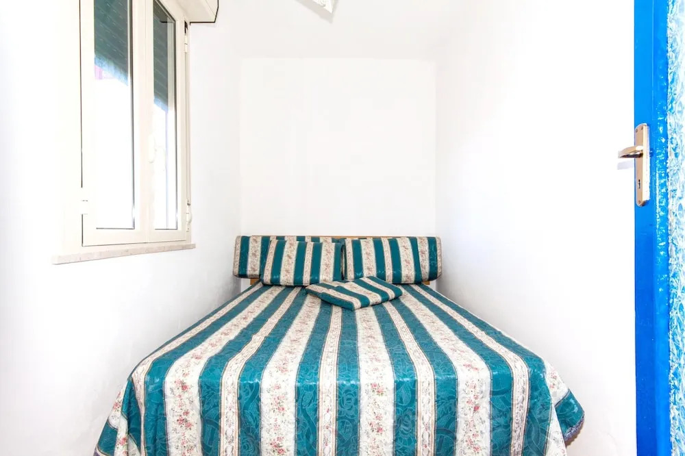 Apartment With 4 Bedrooms in Alcamo Marina, With Wonderful sea View, F