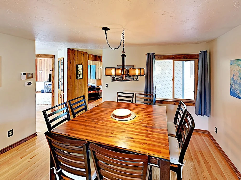 New Listing! Bend Basecamp W/ Hot Tub, Fenced Yard 3 Bedroom Home