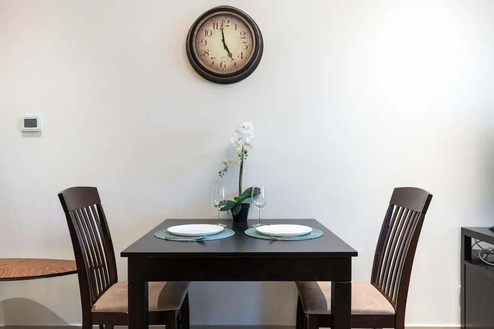SuperHost - Vibrant Studio With Canal View Near Dubai Mall