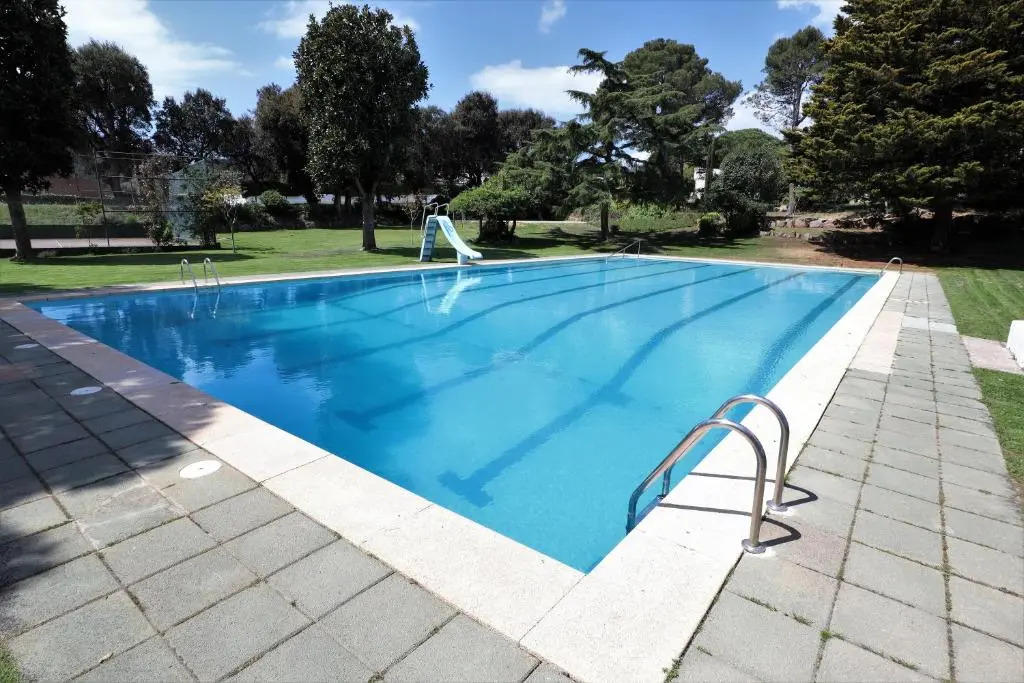 Casa Sant Amanç 6 pax con piscina comunitaria L15017