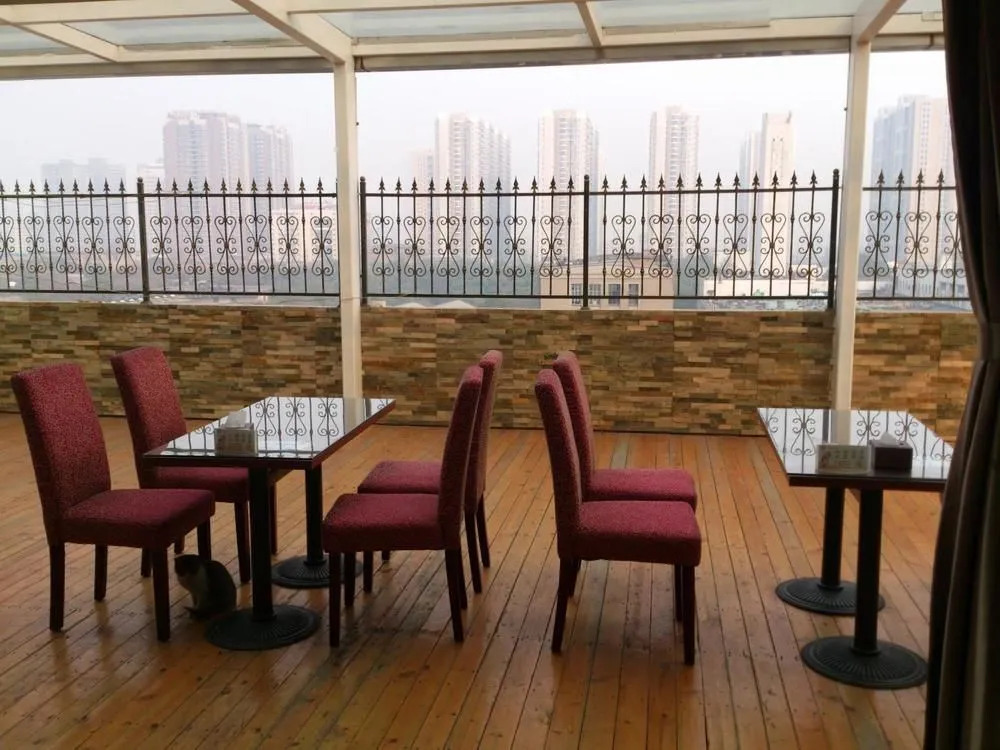 Hanting Inns & Hotels