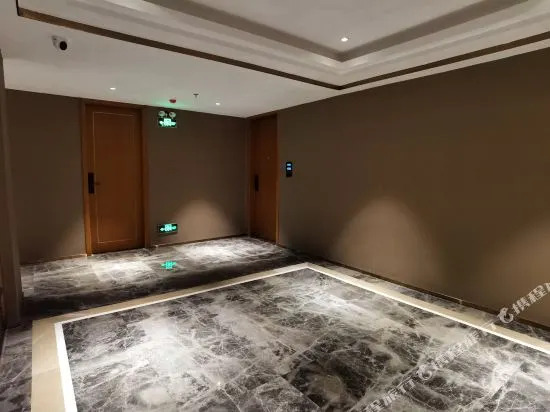 Jinxing Hotel (Yihua International Plaza)