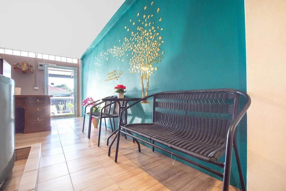 OYO 784 Brown Home Sattahip