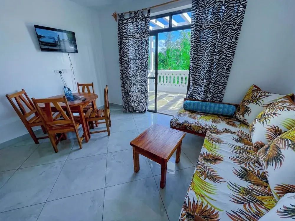 Silent Palms Villa