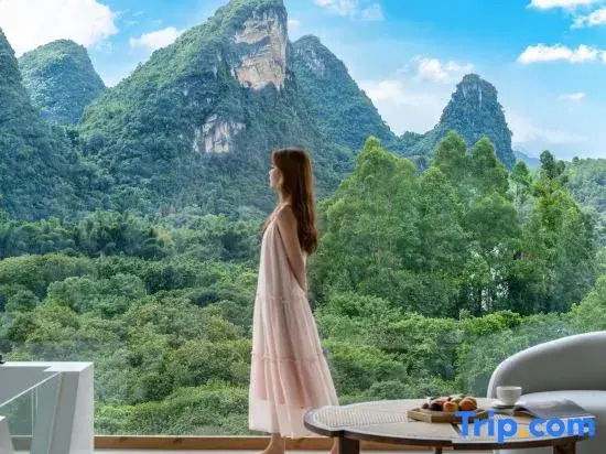 Staying in the Scenery Courtyard (Lijiang Branch, Yangshuo West Street)
